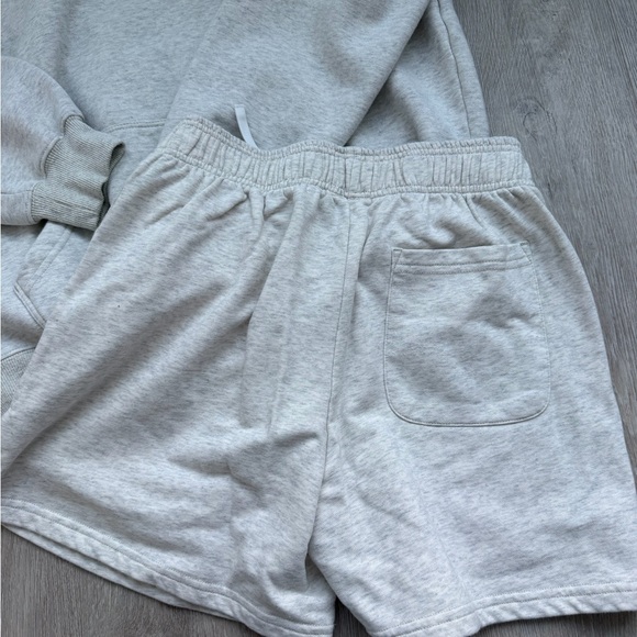 Inaka Power Cream Hoodie (M) and Shorts (S) Set - Picture 5 of 7
